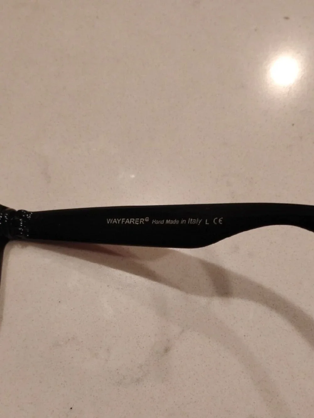 Ray-Ban Wayfarer Red Frame Sunglasses with Green Lenses